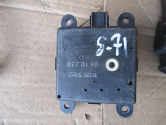 Моторчик заслонки отопителя 277308J100, 3F12030820 Ниссан Мурано Z50 Teana J31 по 2008 год, - БУ