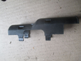 Накладка пластиковая проводки свечей накала F8CB14A099A Форд Фокус 1 на 1,8 литра Дизель, - БУ