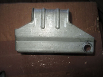 Кронштейн крепления блока управления двигателем 98AB12A532AF 98AB12A532AE Форд Фокус 1, - БУ