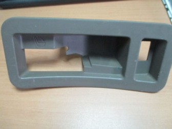 Накладка ручки замка спинки сиденья заднего правого Мурано Z50 с 04 по 08г 88930-CA000, - БУ