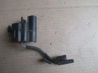 Кронштейн соеденитель провода силового от АКБ до стартера 93BB14488AB C66-KB Форд Фокус 1, - БУ