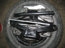 Ящик инструментальный 1846273 Форд Фиеста седан с 2008г - в сборе с инструментами, -  БУ 