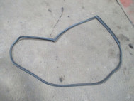 Уплотнитель двери задней левой 96261026 Шевроле Реззо Дэу Такума по кругу, - БУ