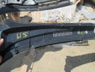 Панель под ветровым стеклом правая 95023018 95173822 95967374 Шевроле Круз - БУ с трещинами