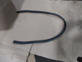 Уплотнитель капота у лобового стекла 96303226 Шевроле Авео, Ланос - БУ