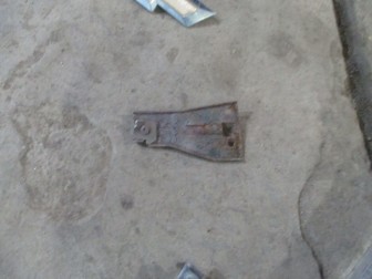 Кронштейн бампера переднего 95019918 Шевроле Авео Т300 наружный нижний правый, - БУ