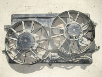 Вентилятор радиатора Форд Фокус 1, 1,6 - 2,0 литра 1355712 98AB8C607DL 0130303871  - БУ