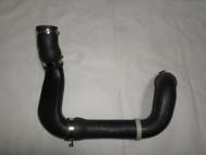 Патрубок интеркулера LR066429, LR002589 Ленд Ровер Фрилендер с дизельным двигателем 2,2 литра - ZZVF