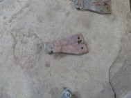 Кронштейн бампера переднего 95019919 Шевроле Авео Т300 наружный нижний левый - БУ