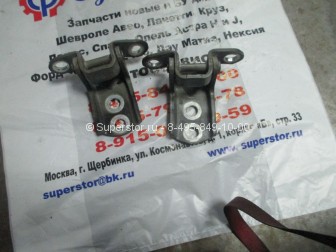 Петля двери передней правой нижняя 80420-BU030 Ниссан Кашкай J10. JJ10 c 06, Primera P12E, - БУ