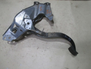 Педаль тормоза 5560328, 13173781 Опель Астра H с МКПП - S-51, - БУ