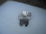 Замок крышки багажника Шевроле Ланос 96303364, 96214300 кузов Седан на кузове, - БУ LR-10,