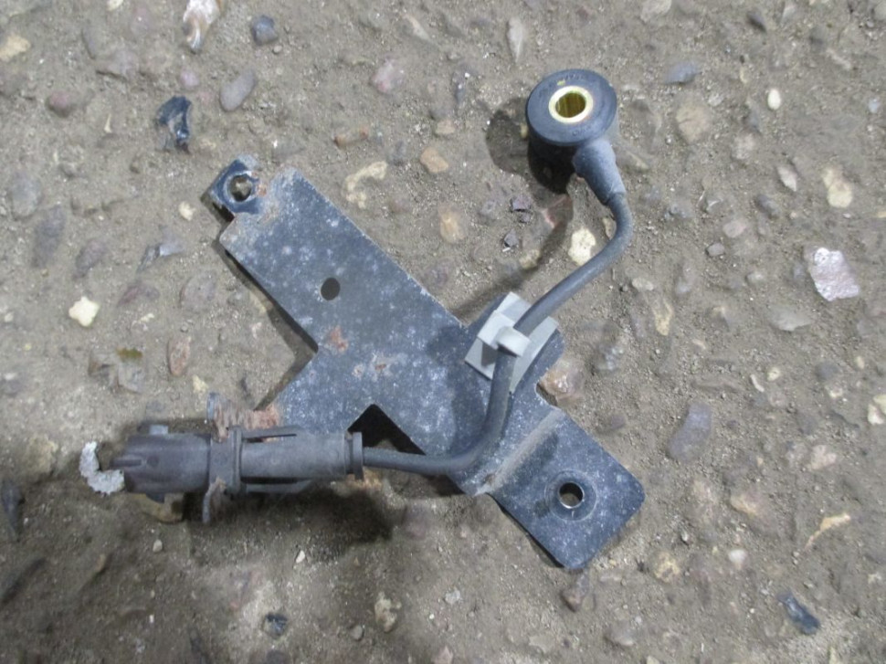 Датчик детонации 55567128 Шевроле Авео Т300 Круз Орландо F16-18D4 и ...