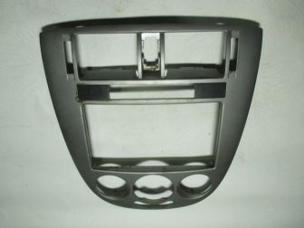 Накладка магнитолы и блока управления печки 96555042 96555129 Шевроле Лачетти Седан - Серая - БУ