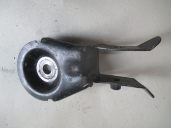 Кронштейн элемента жесткости правый 96850844, 94816321 Шевроле Круз - CA-51, - БУ