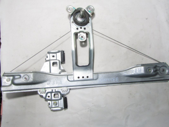 Стеклоподъемник двери задней правой 95999488, 95299682 Шевроле Круз - механический J3RR - RRH, - БУ