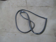 Уплотнитель двери передней левой 96541710, 96930397, 94790530 Шевроле Авео Т200 и 250 и 255, - БУ