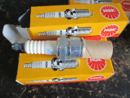 Свеча зажигания W20EPRU, 94837756, 96110493 Шевроле Ланос 1,5 литра 8 клапанов, - NGK