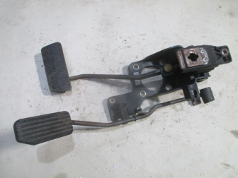 Педаль тормоза и газа 96549633 P4 Шевроле Лачетти с АКПП- Педальный блок с кронштейном 96549641 - БУ