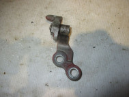 Петля двери 4089739 XS4AA22801AB передней левой верх или нижняя Форд Фокус 1 - Красная - БУ