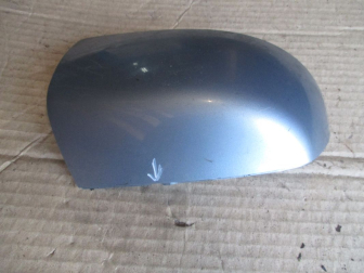 Накладка зеркала наружнего левого 4M5117K746AAD3AA Форд Фиеста - ЕСТЬ СКОЛ, царапины - БУ