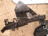 Замок двери Форд Фокус 2 передней левой - Кронштейн 1405224, - БУ