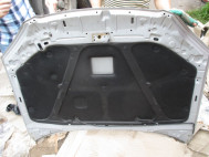 Шланг форсунок омывателя лобового стекла Шевроле Лачетти 96550800 на капоте, - General Motors