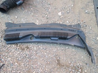 Панель под лобовым стеклом правая 96879130 Шевроле Каптива, - БУ для Праворукого авто