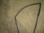 Уплотнитель стекла двери Опель Антара, Шевроле Каптива передний левый 96624300, 95061131, - БУ