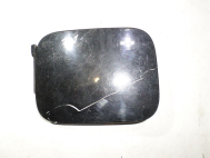 Лючок бензобака 96543898 96413444 Шевроле Лачетти - кузов Хэтчбек - Черный - ДЕФЕКТ - царапина - БУ