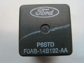 Реле F0AB14B192AA P6STD Форд Фокус Черное, - БУ