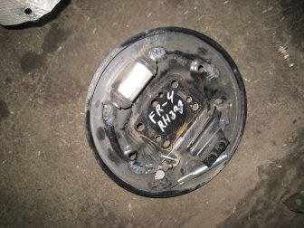 Щиток тормозной задний правый 1846628 Фиеста с 2012 по 2017г, - БУ