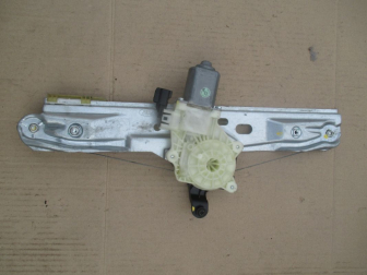 Стеклоподъемник двери задней левой электрический CM51A27001AA 931906102 920406103 Форд Фокус 3 - БУ