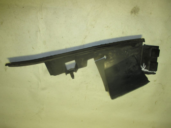 Дефлектор радиатора охлаждения левый XS418B407AG 1104089 Форд Фокус 1 - ДЕФЕКТ! - БУ