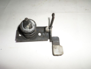 Замок капота Шевроле Авео Т200 и 255 с крючком 96540933 на капоте N-106, - БУ