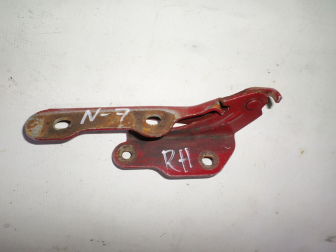 Петля капота правая 96304580 96255038 Шевроле Ланос Шанс Дэу Сенс - цвет Красный N-7  - БУ