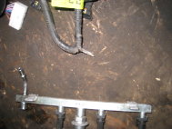 Рампа топливная 96487555 Шевроле Лачетти с двигателем F18D3 объемом 1,8 литра, - БУ