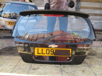 Крышка багажника Шевроле Авео Хэтчбек Т200 и 255, 96540837 - БУ Черная CA-4 в СБОРЕ - есть царапина