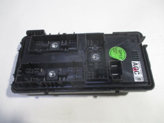 Блок предохранителей Шевроле Спарк М300 95949015 AGC DYVBV Равон Р2 - плато средняя часть  - БУ