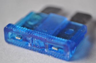 Предохранитель 15 Ам 90042034 Мини флажоковый Дэу Матиз, - БУ