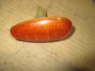 Повторитель поворотов в крыло 96303241 левый или правый Шевроле Ланос Y3.04.00232499.004-98 - БУ