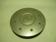 Колпак Шевроле Авео Т200 диска литого 96534934 знак Дэу - Лилия - ДЕФЕКТ - сломано 1 крепление - БУ