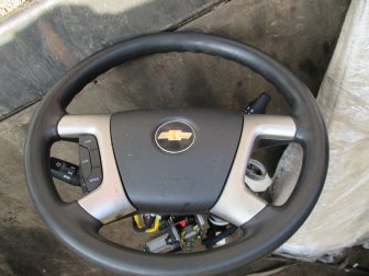 Накладка рулевого колеса Шевроле Каптива правая 96875534, - БУ