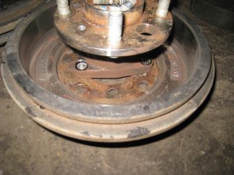 Барабан тормозной задний Фиеста Форд Mk6  5214583 с 2008 по 2017 год, - БУ