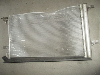 Радиатор кондиционера Шевроле Авео Т200-250 1,2-1,4 литра 96834083 96539634 YS ЗАМЯТ - БУ