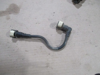 Трубка топливная 1066790, 1073261, 1132523, 1211265, 1311176 Форд Фокус 1 пластиковая 1,8л, - БУ