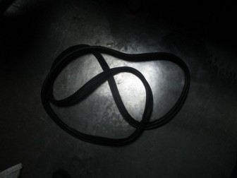 Уплотнитель проема двери Фольксваген Поло передней правой или левой 6Q3867911H Купе 3 дв 01-10, - БУ