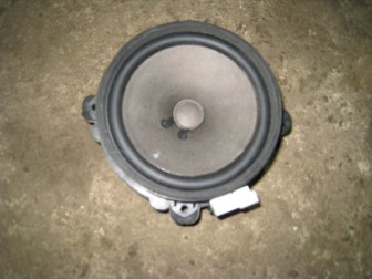 Динамик дверей правых нижний 25907866, 96673536 max 40w Шевроле Каптива, - БУ