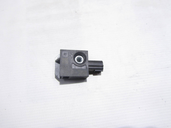 Датчик подушки безопасности 13574936 AA Шевроле Круз Орландо Опель Антара Астра J 16D27F0F - БУ