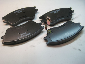 Колодки передние 581012DA20 5810117A10 Соната 2-3 Элантра XD Ssangyong REXTON 3.2л - Avantech